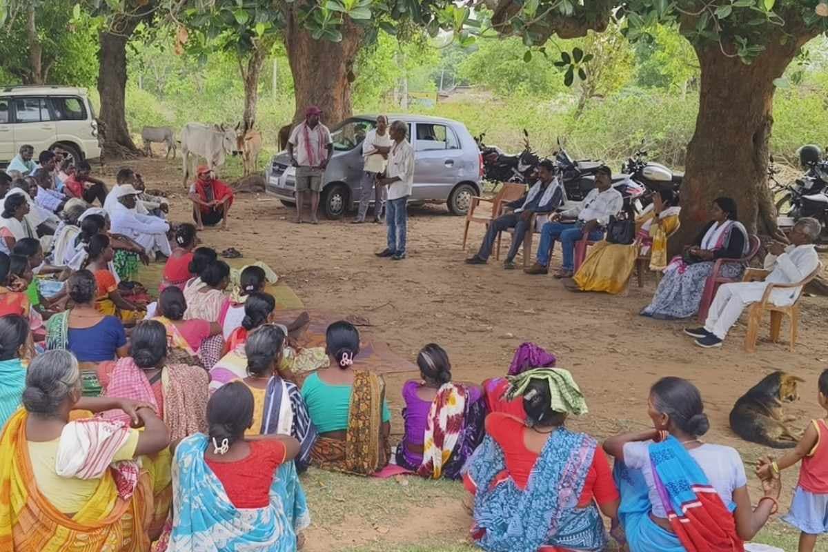 गुमला : सरना स्थल से गुजर रहा भारत माला सड़क, ग्रामीणों का विरोध तेज 