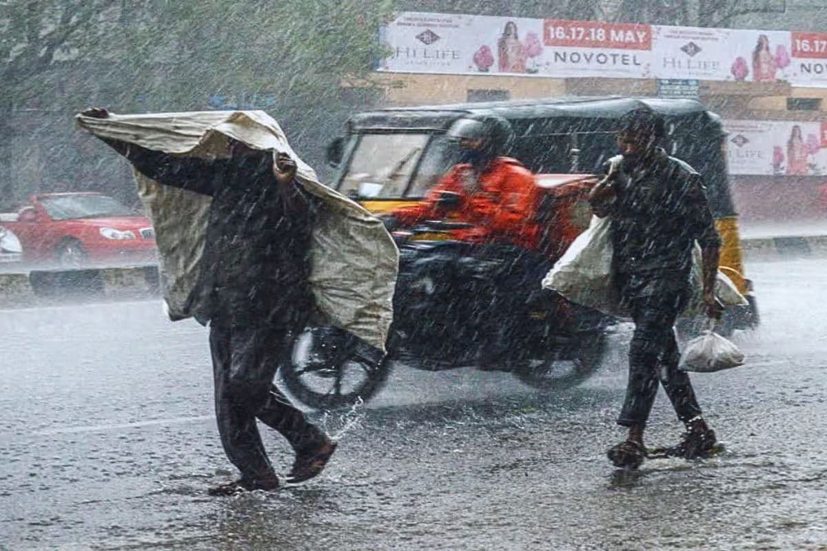 बिहार में अगले तीन दिनों तक आंधी-बारिश का चलेगा दौर, आज 19 जिलों में येलो अलर्ट