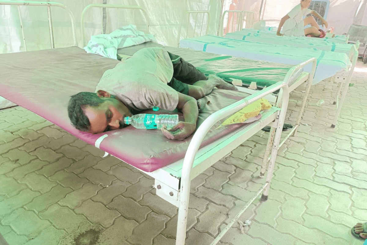 जहानाबाद सदर अस्पताल में भूख-प्यास से तड़प रहा लावारिस मरीज, अर्ध-बेहोश हाल में पुलिस ने लाकर छोड़ा