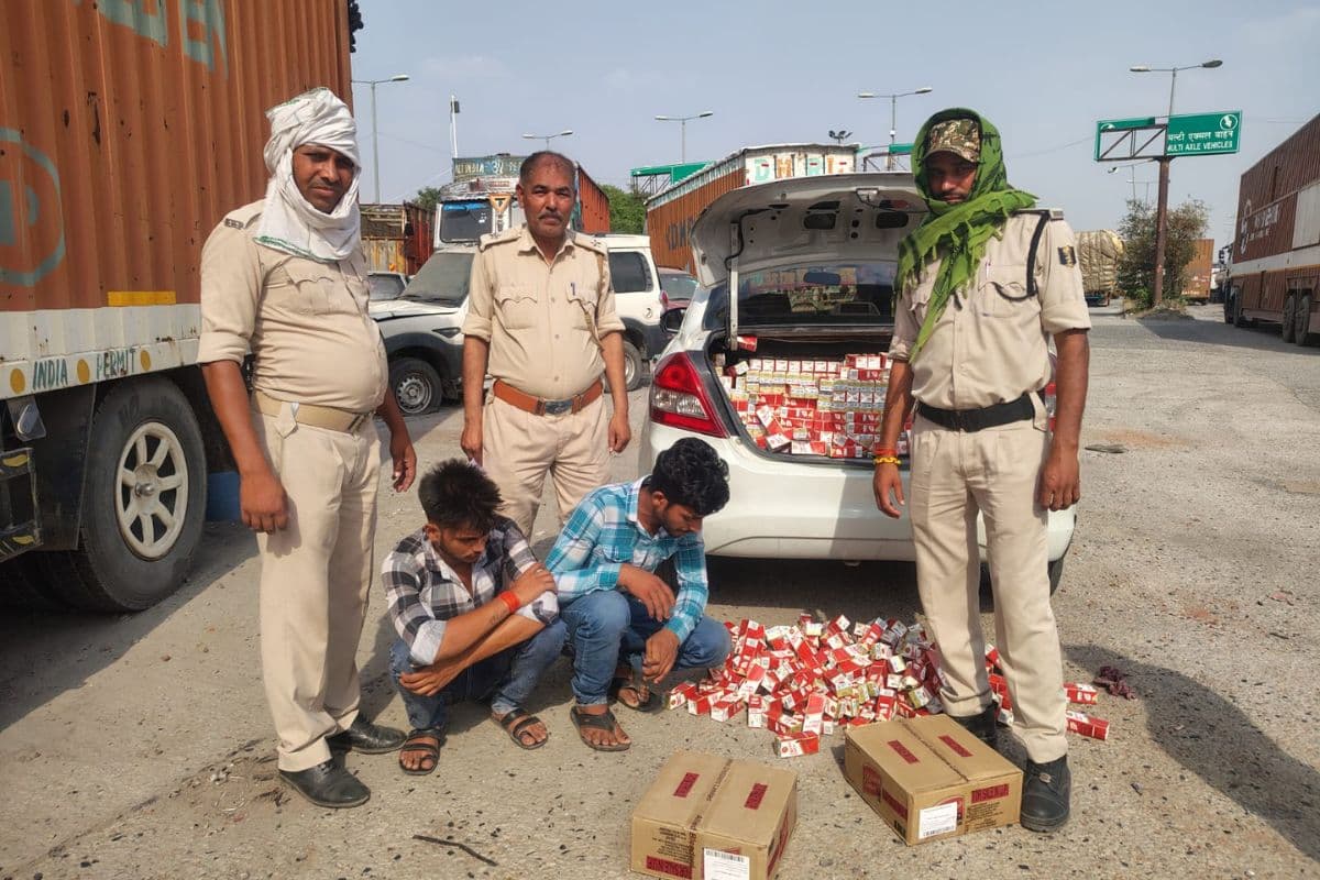 Kaimur News: कैमूर में शराब की बड़ी खेप जब्त, दो तस्कर गिरफ्तार