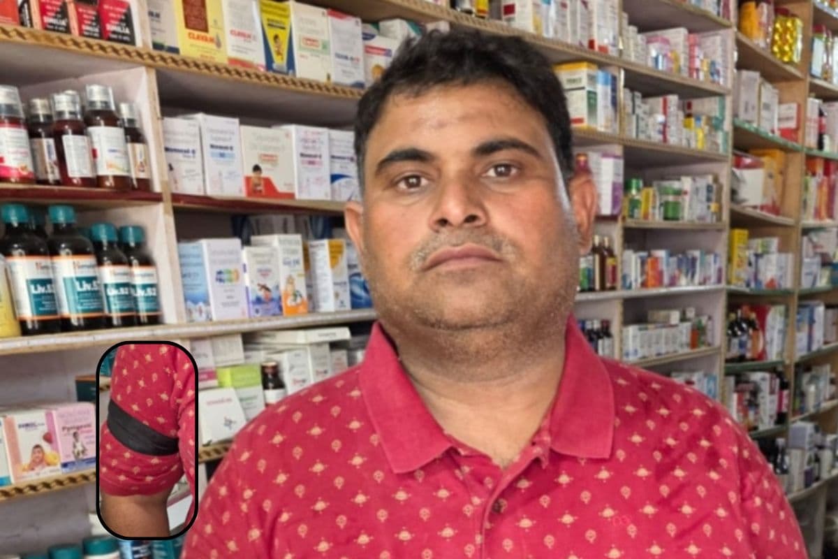 काला पट्टी बांध कर काम कर रहे दवा दुकानदार, 20 मई को प्रस्तावित स्वास्थ्य शिविर