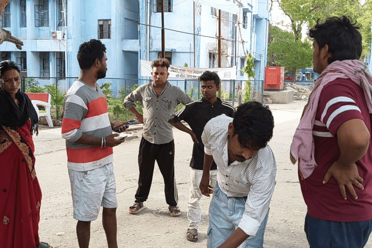भभुआ में दर्दनाक घटना: मजदूरी को निकले दो युवकों की संदिग्ध मौत, लू लगने की आशंका