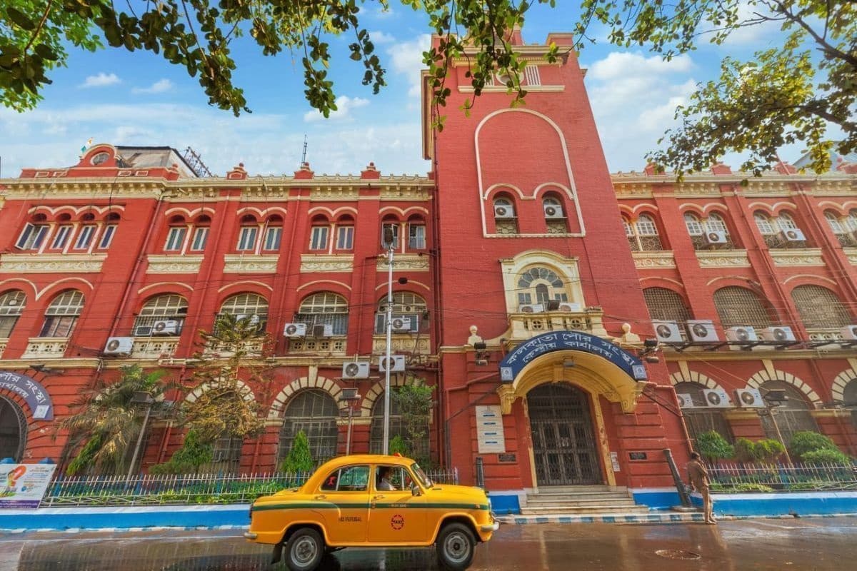 कलकत्ता नगर निगम में बगावत, तारक सिंह ने की बोर्ड भंग करने की मांग