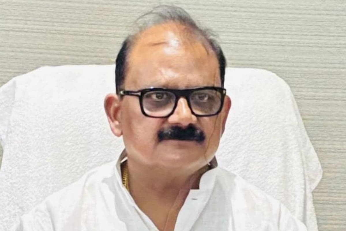 गढ़वा: पूर्व मंत्री मिथिलेश ठाकुर ने सरस्वती नदी बचाने के अभियान को दिया पूर्ण समर्थन