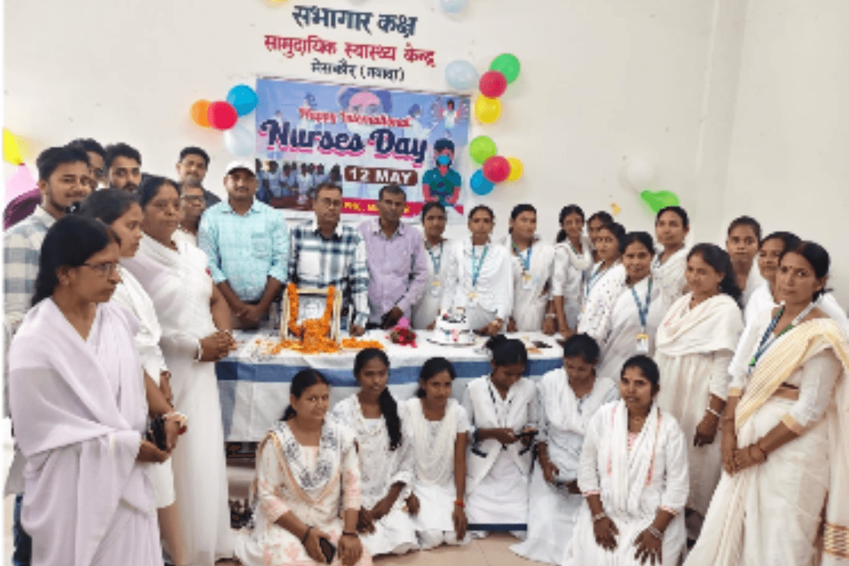अंतरराष्ट्रीय नर्स डे पर नवादा के इस स्वास्थ्य केंद्र पर 34 नर्सें सम्मानित
