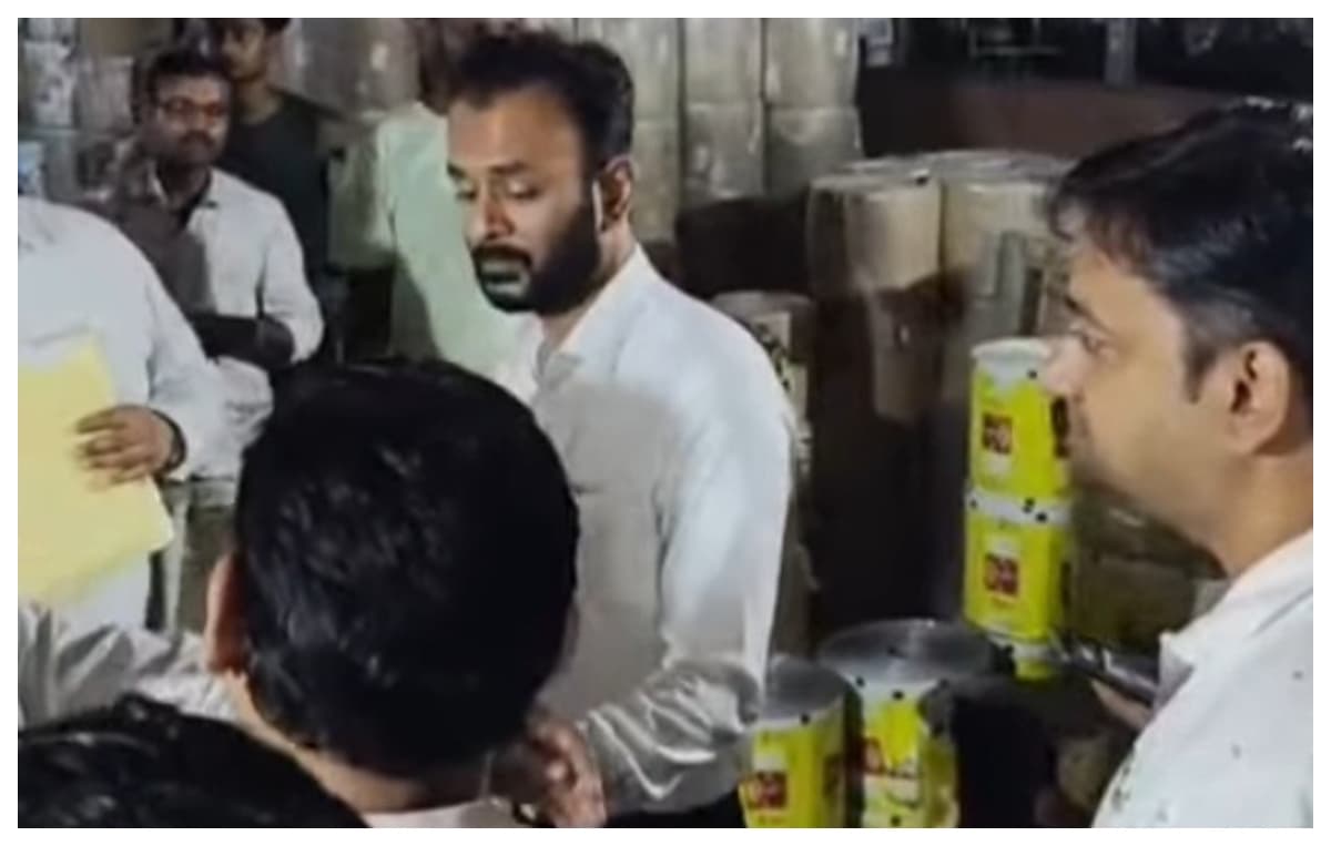 दरभंगा में नकली चिप्स फैक्ट्री का भंडाफोड़, ब्रांडेड कंपनी के नाम पर बाजार में खप रहा था माल