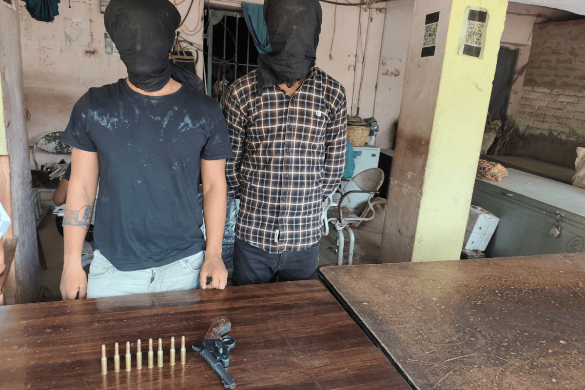 Patna News: इंस्टाग्राम पर हथियार दिखाकर मांग रहे थे रंगदारी, बिहटा पुलिस ने दो को दबोचा