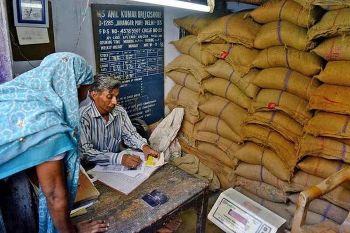 बिहार सरकार अब घर तक पहुंचाएगी राशन, लाखों लोगों को मिलेगा फायदा, जिलों से मांगी गई लिस्ट