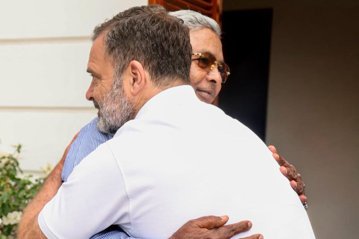 कर्नाटक सीएम का पद छोड़ने के बाद राहुल गांधी से मिले सिद्धारमैया, शनिवार को विधायक दल की बैठक
