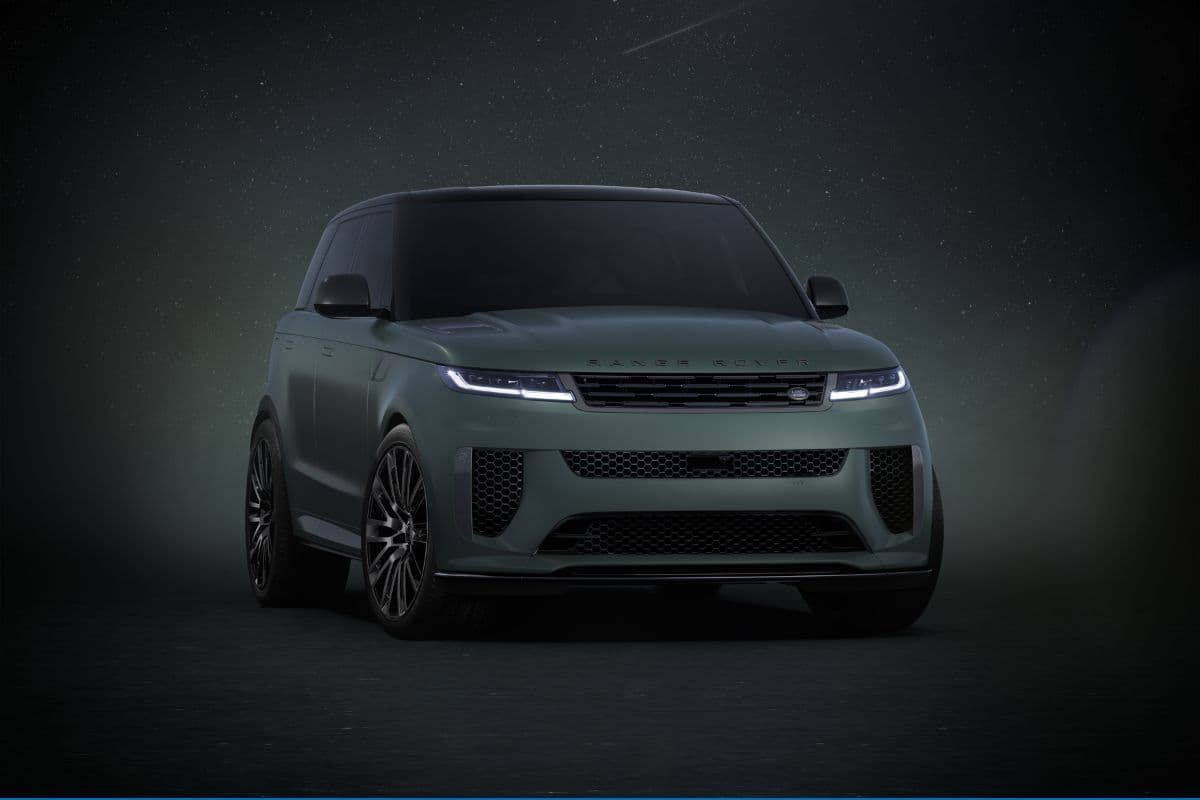 75 लाख तक सस्ती हुई Range Rover, JLR ने कीमत में की भारी कटौती