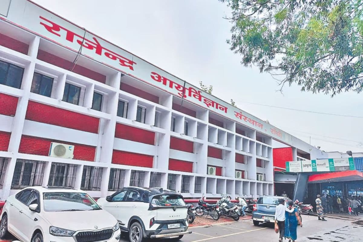 रिम्स के हॉस्टल में एमबीबीएस छात्र ने की आत्महत्या की कोशिश, इलाज जारी