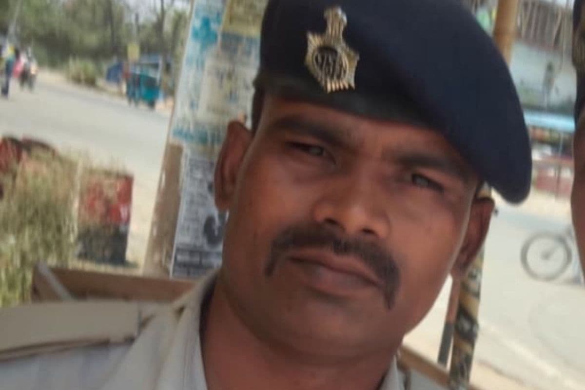 सासाराम न्यूज: तेज रफ्तार ट्रैक्टर ने ट्रैफिक पुलिस को रौंदा, हुई मौत