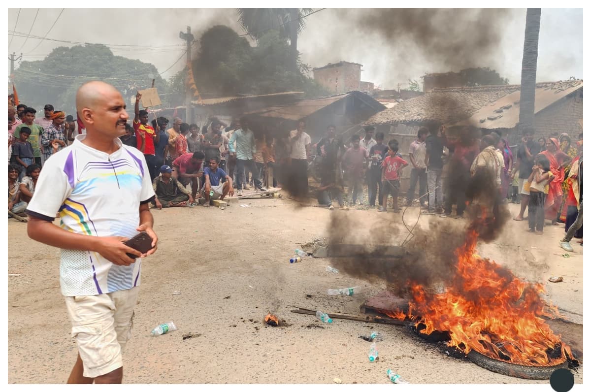सीतामढ़ी: सतीश हत्याकांड पर फूटा गुस्सा, भाऊर चौक तीन घंटे जाम, चार आरोपी गिरफ्तार