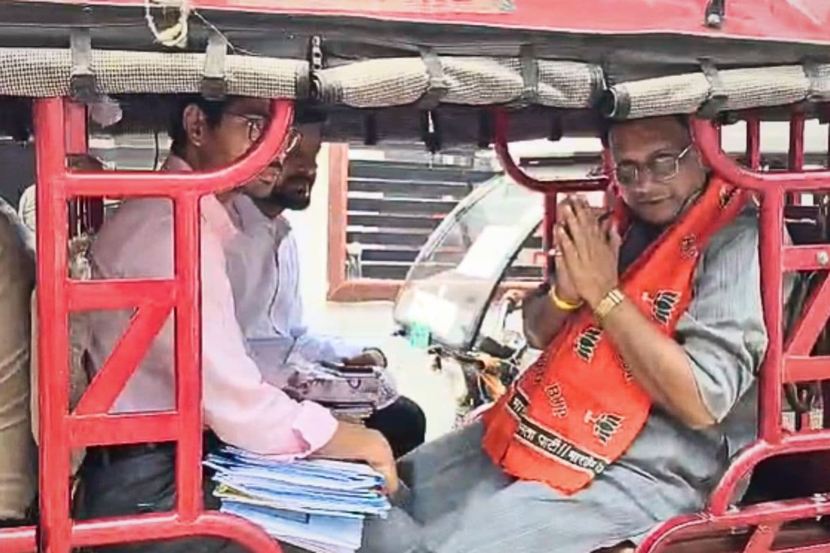 पीएम की अपील के बाद बिहार में बदल रही मंत्रियों की सवारी, कोई ई-रिक्शा से पहुंच रहा दफ्तर तो कोई घटा रहा काफिला