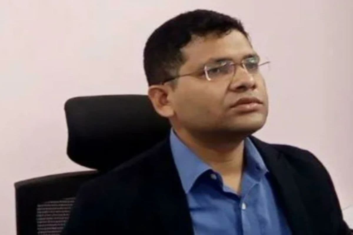 देवघर में राशन व्यवस्था में गड़बड़ी पर FIR तय, बरसात से पहले गोदाम दुरुस्त करने का अल्टीमेटम