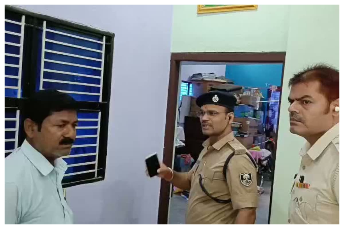 Sitamarhi: पुपरी में बड़ी चोरी, 60 लाख के जेवर और नकदी गायब