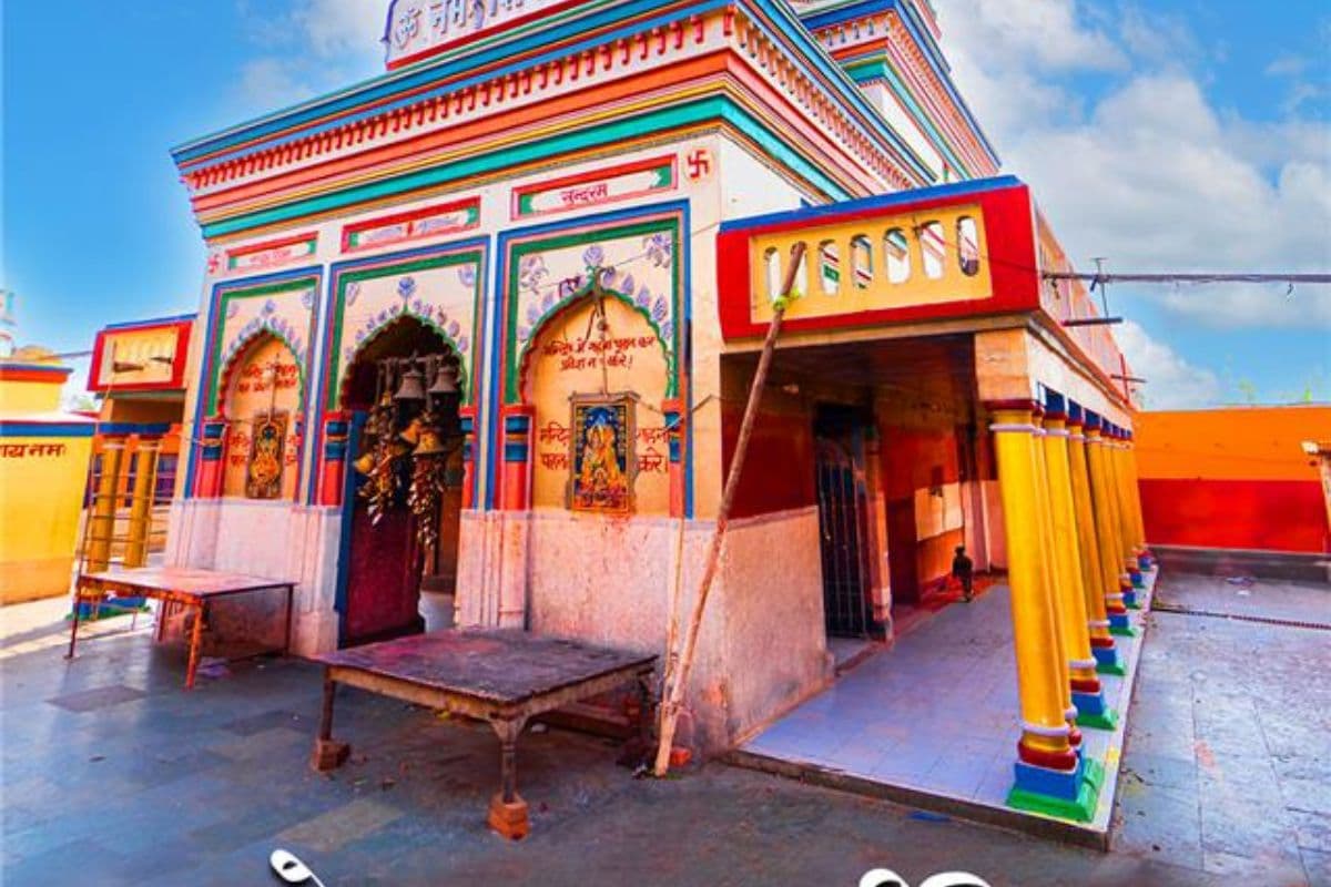 सिवान के हंसनाथ धाम और महेंद्रनाथ धाम में पूजा-अर्चना के लिए लगी भक्तों की भीड़, दिनभर रहेगा दर्शन
