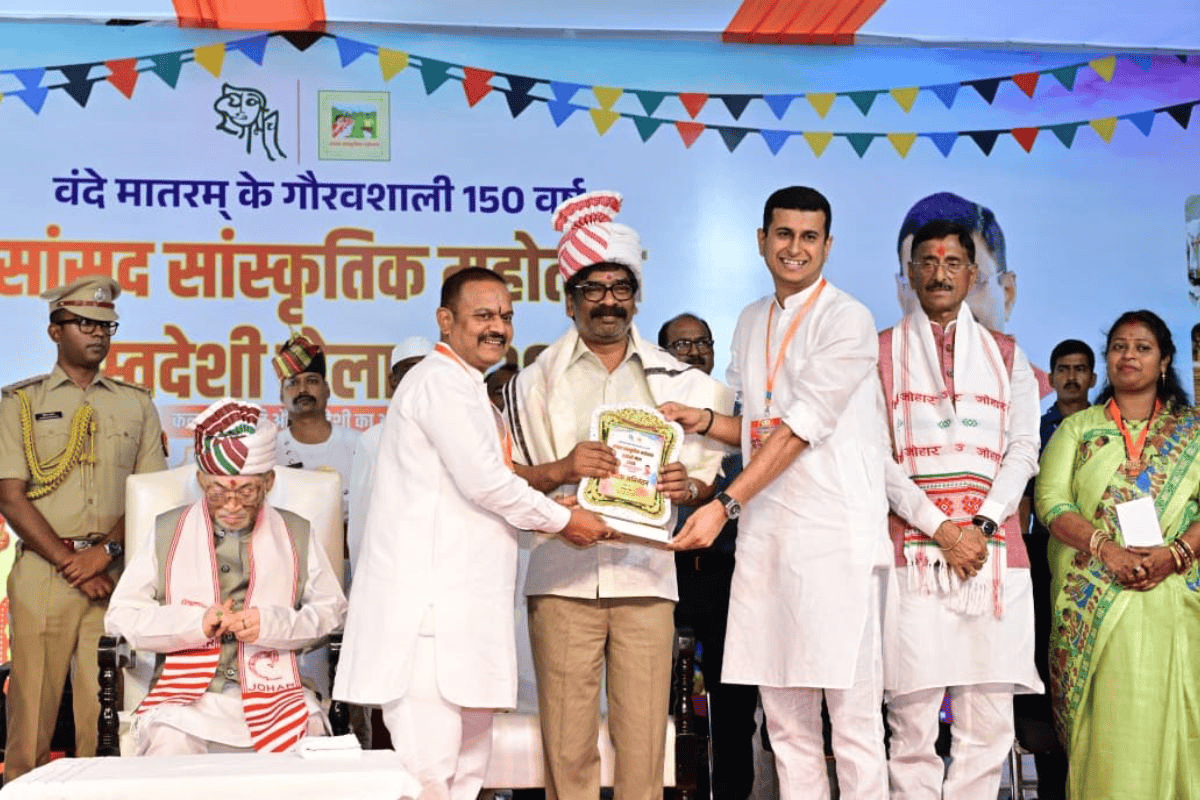 स्वदेशी मेला स्थानीय कारीगरों को अपनी प्रतिभा दिखाने का सशक्त मंच देता है: हेमंत सोरेन