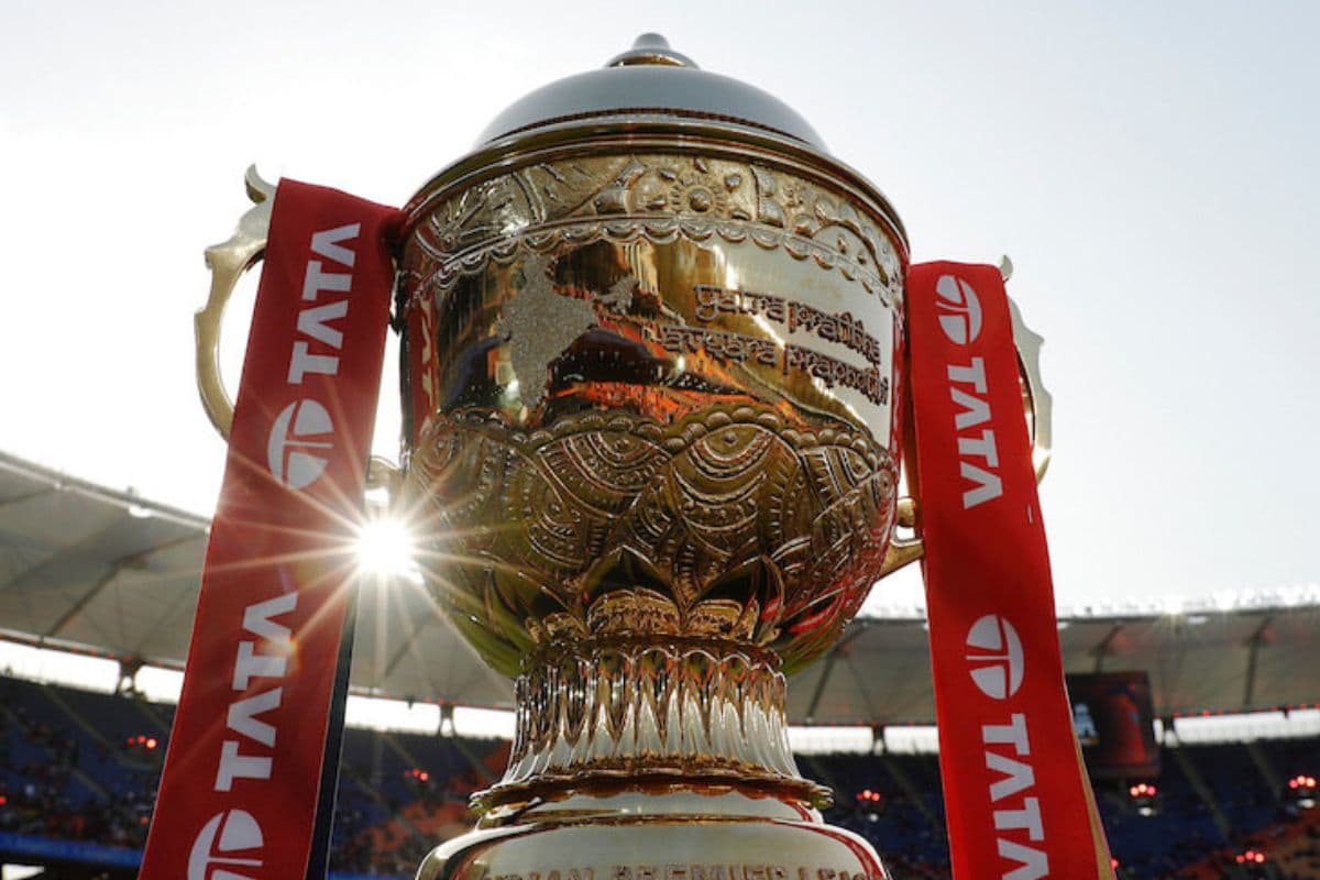 IPL 2026 पर मंडराया तेल संकट का साया, ईंधन बचाने के लिए शेड्यूल बदलने की उठी मांग