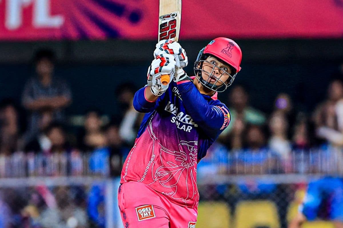 वैभव सूर्यवंशी के सामने इस गेंदबाज ने डाला मेडन ओवर, IPL 2026 में अब तक इतने गेंदबाजों ने किया यह कारनामा 