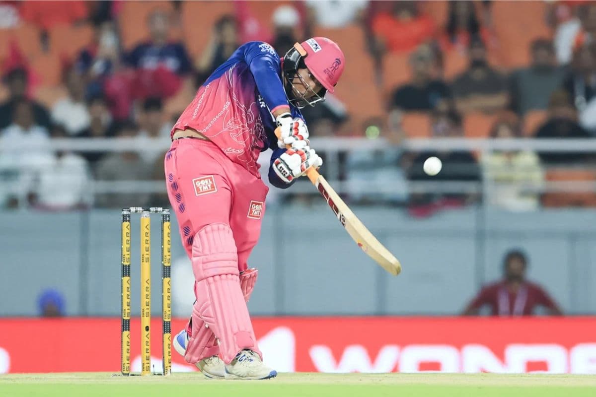 वैभव सूर्यवंशी ने तोड़ा क्रिस गेल का रिकॉर्ड, IPL में ऐसा कारनामा करने वाले दुनिया के पहले बल्लेबाज बने