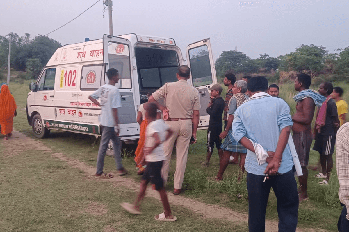 नालंदा के त्रिवेणी धाम नदी में मछली मारने गए राजमिस्त्री की डूबने से दर्दनाक मौत, परिवार का इकलौता कमाऊ सदस्य था मृतक