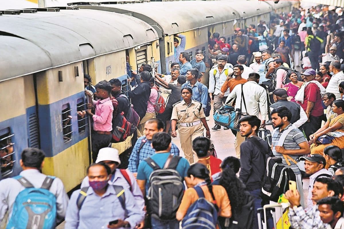 पाटलिपुत्र बवाल के बाद आरा जंक्शन पर सुरक्षा व्यवस्था टाइट, सिपाही भर्ती परीक्षा को लेकर RPF अलर्ट
