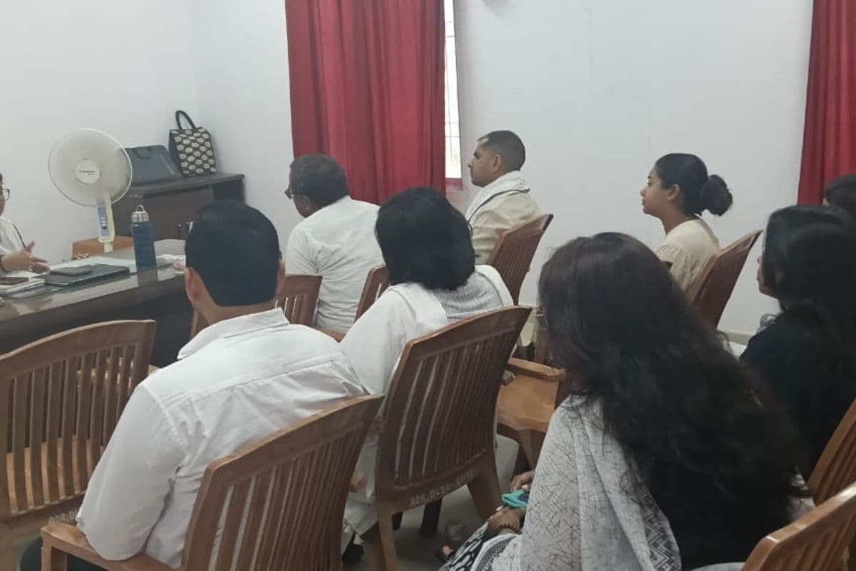 बक्सर में राष्ट्रीय लोक अदालत की तैयारी को लेकर डालसा की बैठक, मामलों के निपटारे पर जोर