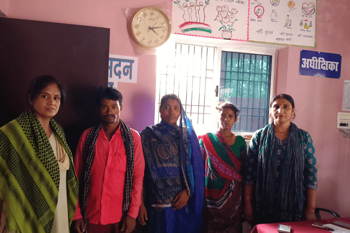 अरवल में शक्ति सदन की मानवीय पहल, इशारों के सहारे मूक-बधिर महिला को ढूंढा, परिजनों की आंखें हुई नम