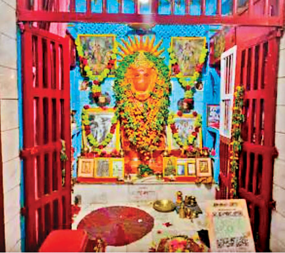 नवादा दर्शन: लाखों की आस्था का केंद्र संकटमोचन मंदिर, मन्नत पूरी होने पर बंटती है शिरनी