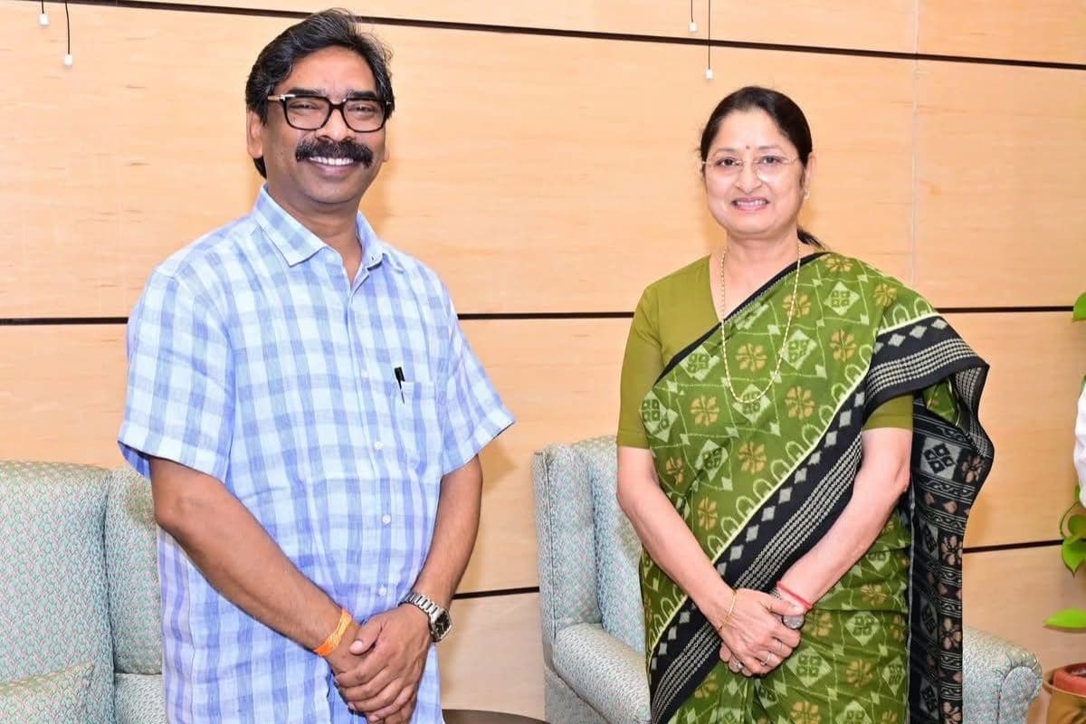 कोडरमा कॉलेज विवाद: मुख्यमंत्री से मिलीं अन्नपूर्णा देवी, CM हेमंत ने दिया बड़ा भरोसा