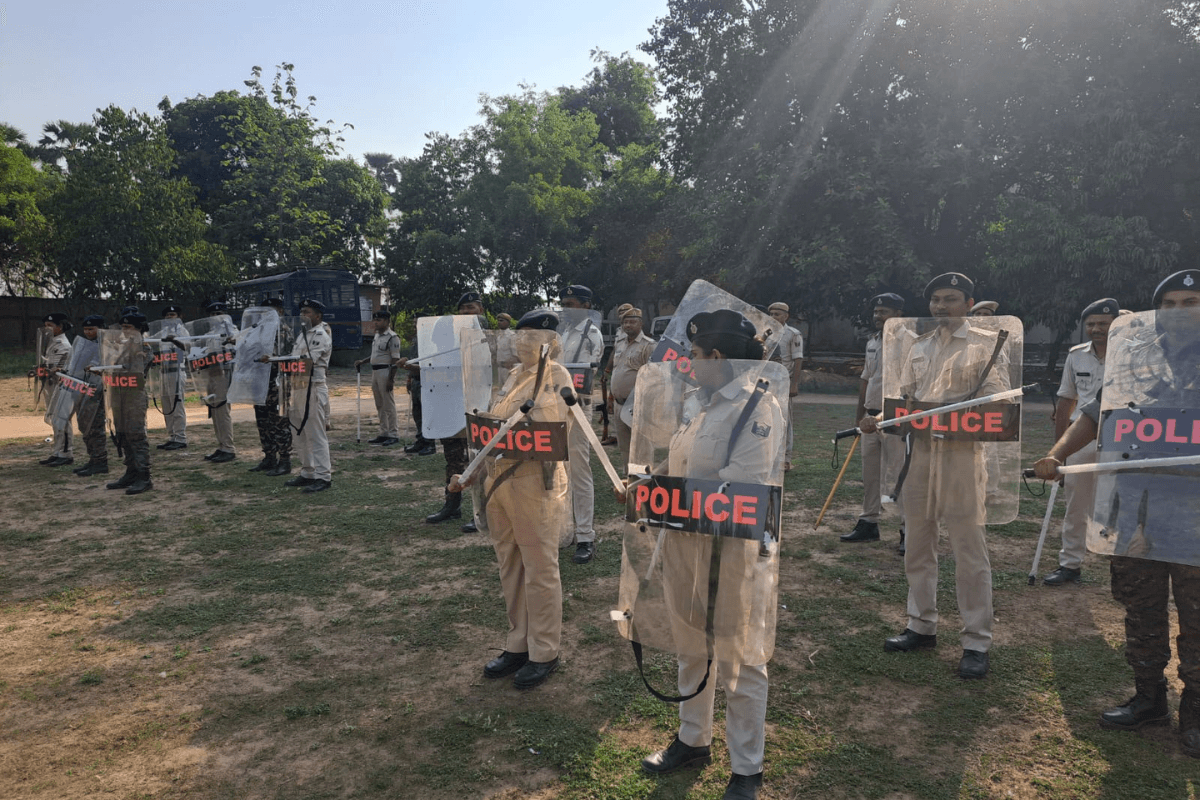 मुहर्रम से पहले अरवल में पुलिस का मॉक ड्रिल, संवेदनशील स्थलों पर बढ़ाई गई सतर्कता