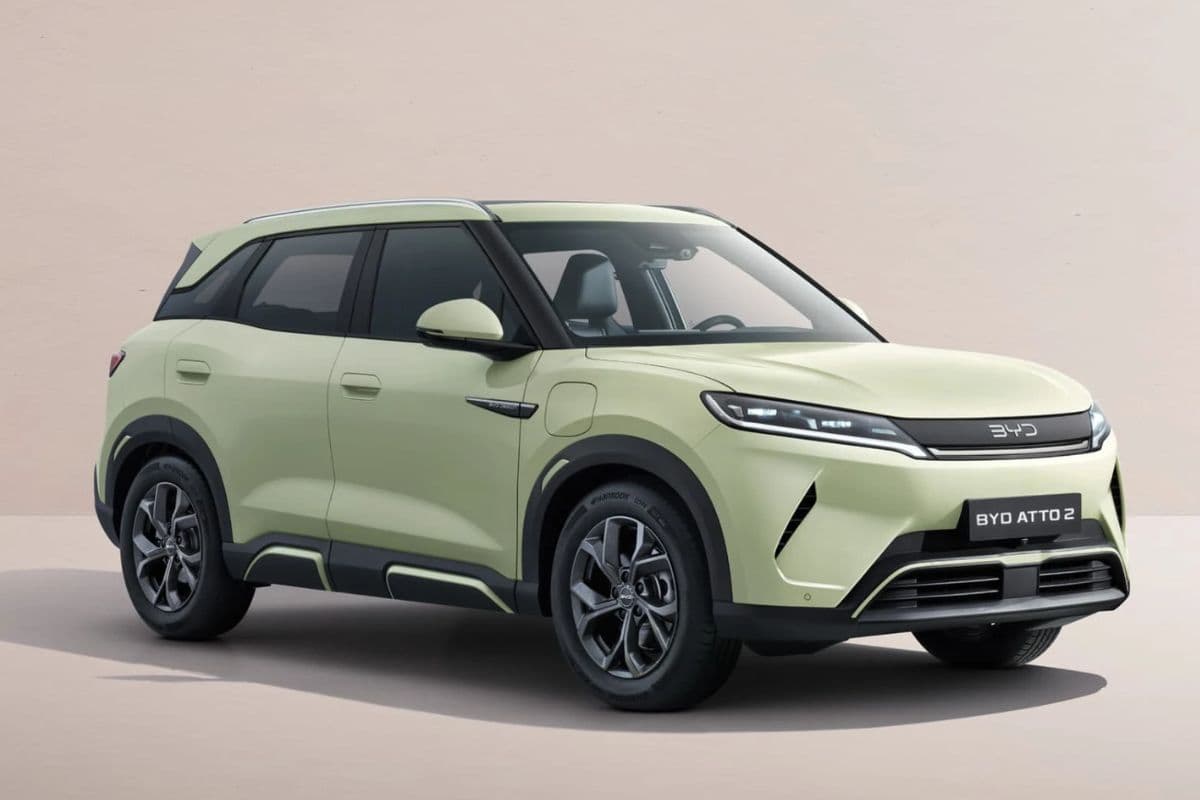भारत में पहली PHEV कार लॉन्च करेगी BYD, Atto 2 और Sealion 6 में हो सकती है एंट्री