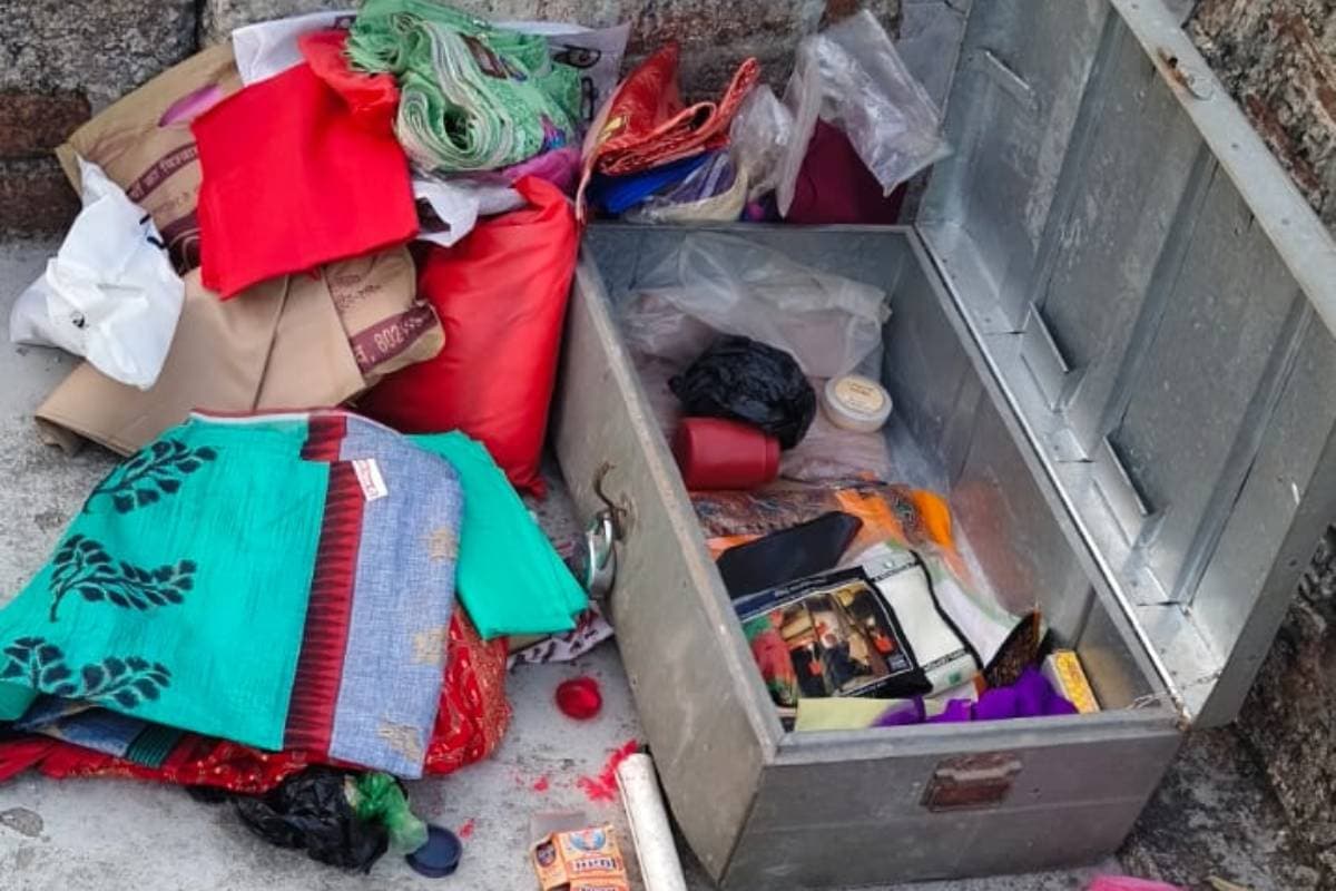 बक्सर में एक ही रात तीन घरों में 40 लाख की चोरी, स्प्रे कर परिवारों को सुलाया; जेवर-नकदी लेकर फरार हुए चोर
