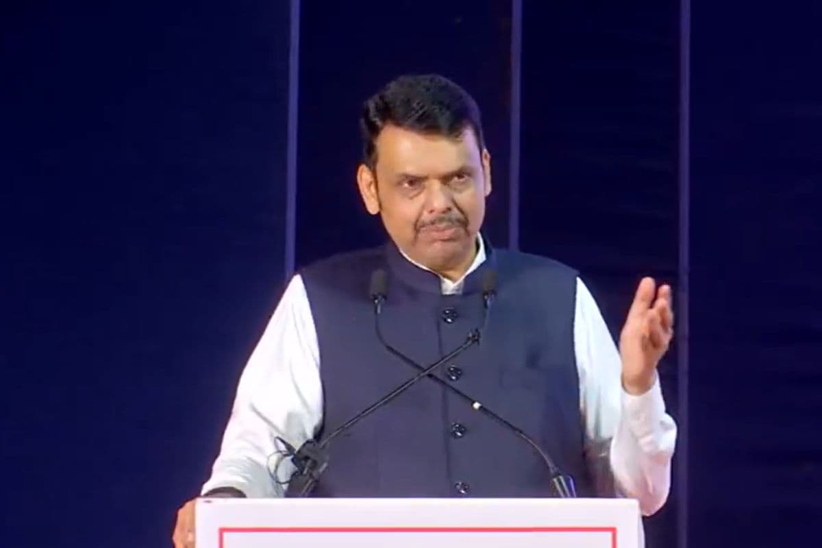 महाराष्ट्र TET पेपर लीक मामला: एक्शन में CM देवेंद्र फडणवीस, SIT बनाने का दिया आदेश, 3 गिरफ्तार