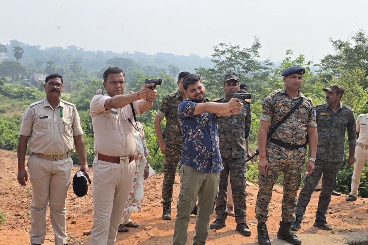 Dhanbad: 2586 पुलिस पदाधिकारी व जवान दे रहे निशानेबाजी की परीक्षा, 30 जून तक चलेगा फायरिंग अभ्यास