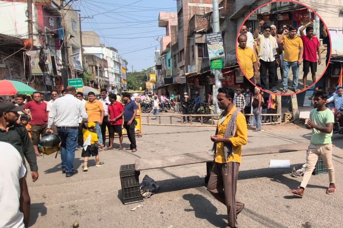 गिरिडीह में बिजली कटौती पर बवाल, मकतपुर चौक पर लोगों ने किया सड़क जाम