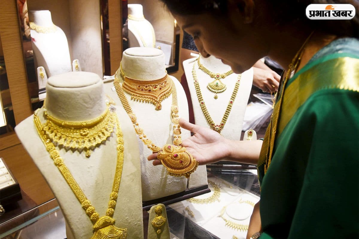 सोना ₹1.51 लाख के पार और चांदी ₹2.65 लाख पर, खरीदारी से पहले जरूर देख लें 16 जून के लेटेस्ट रेट्स 