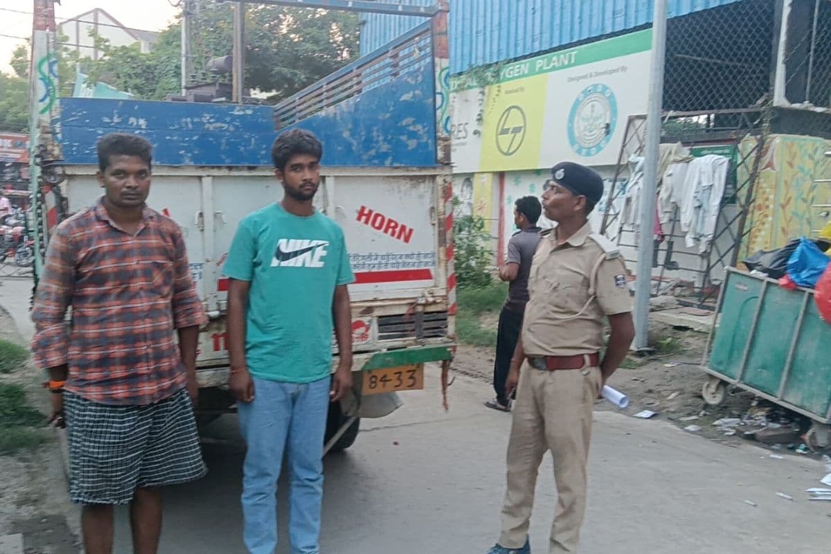 गोपालगंज में नहर किनारे मिला युवक का जला हुआ शव, परिजनों ने हत्या कर जलाने का लगाया आरोप