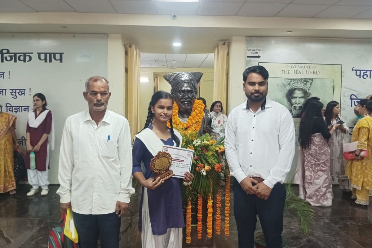 बाल श्रम विषय पर वर्षा कुमारी ने पूरे बिहार में लहराया परचम, गोपालगंज में खुशी की लहर