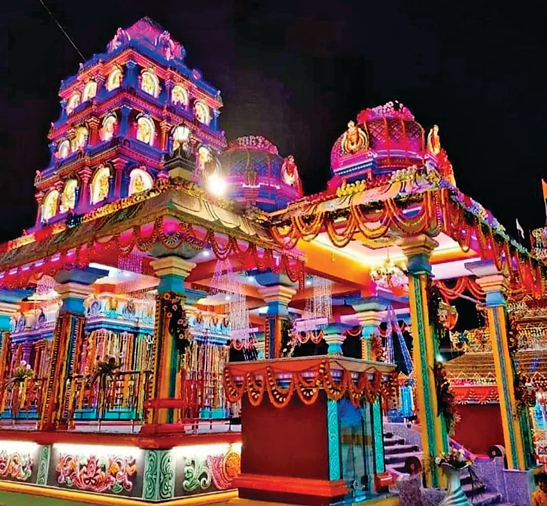 आज का दर्शन : दक्षिण भारतीय शैली में बना मंदिर, जहां आरती में उमड़ता है जनसैलाब