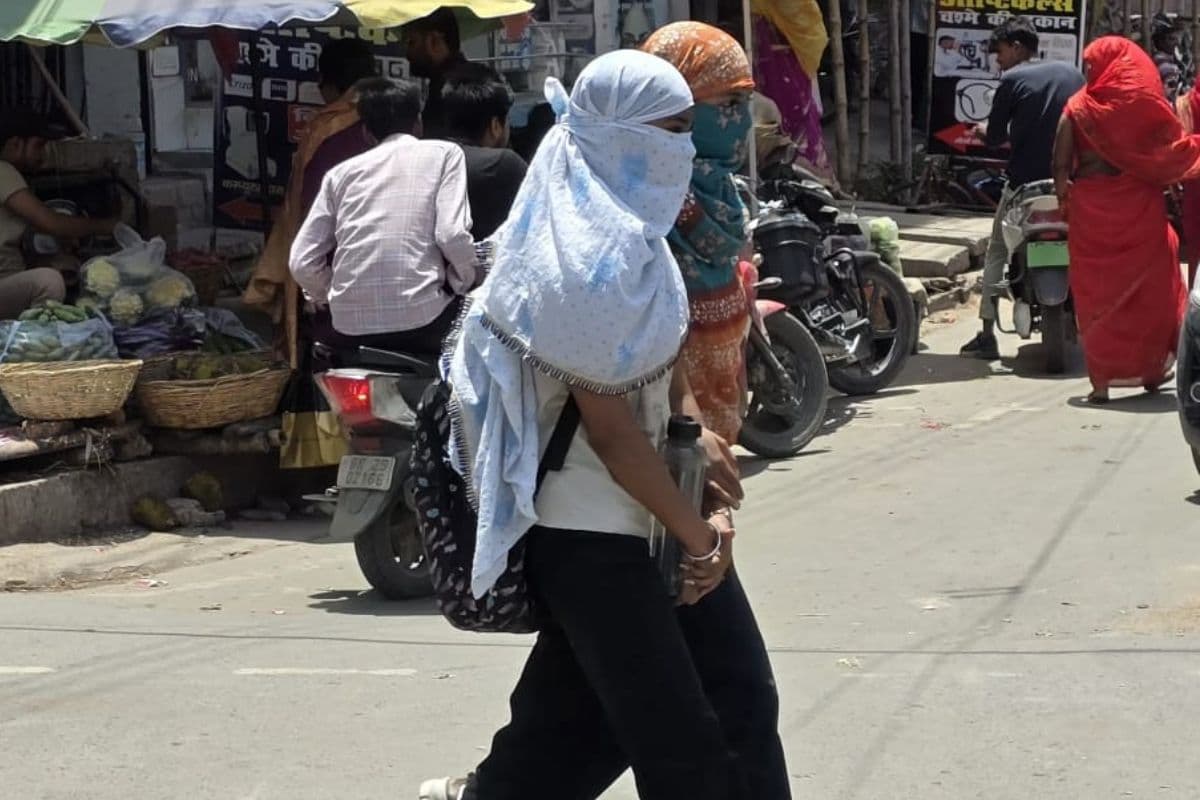 हाजीपुर में मौसम का तेवर हुआ तल्ख, पारा चढ़ने से बढ़ी लोगों की बेचैनी