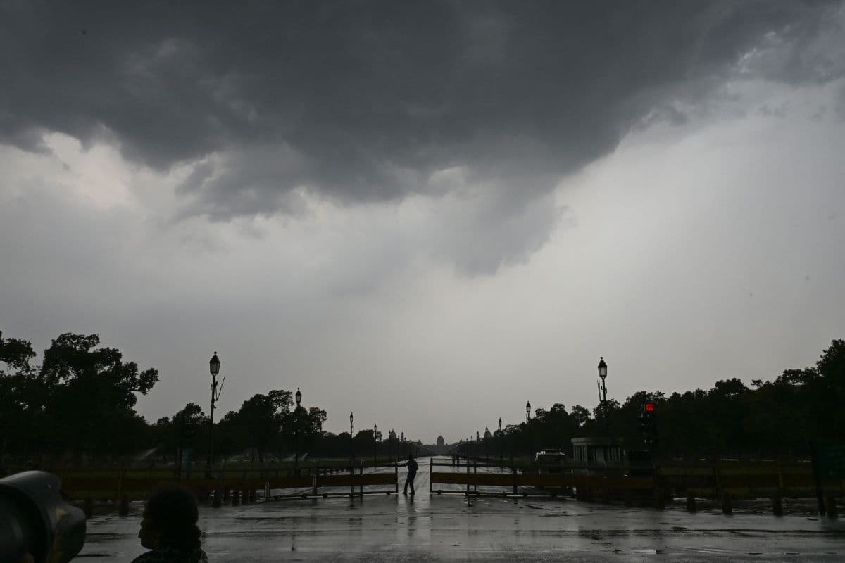गुजरात पहुंचा मानसून, भारी बारिश की चेतावनी, 40 डिग्री सेल्सियस की गर्मी से मिलेगी राहत