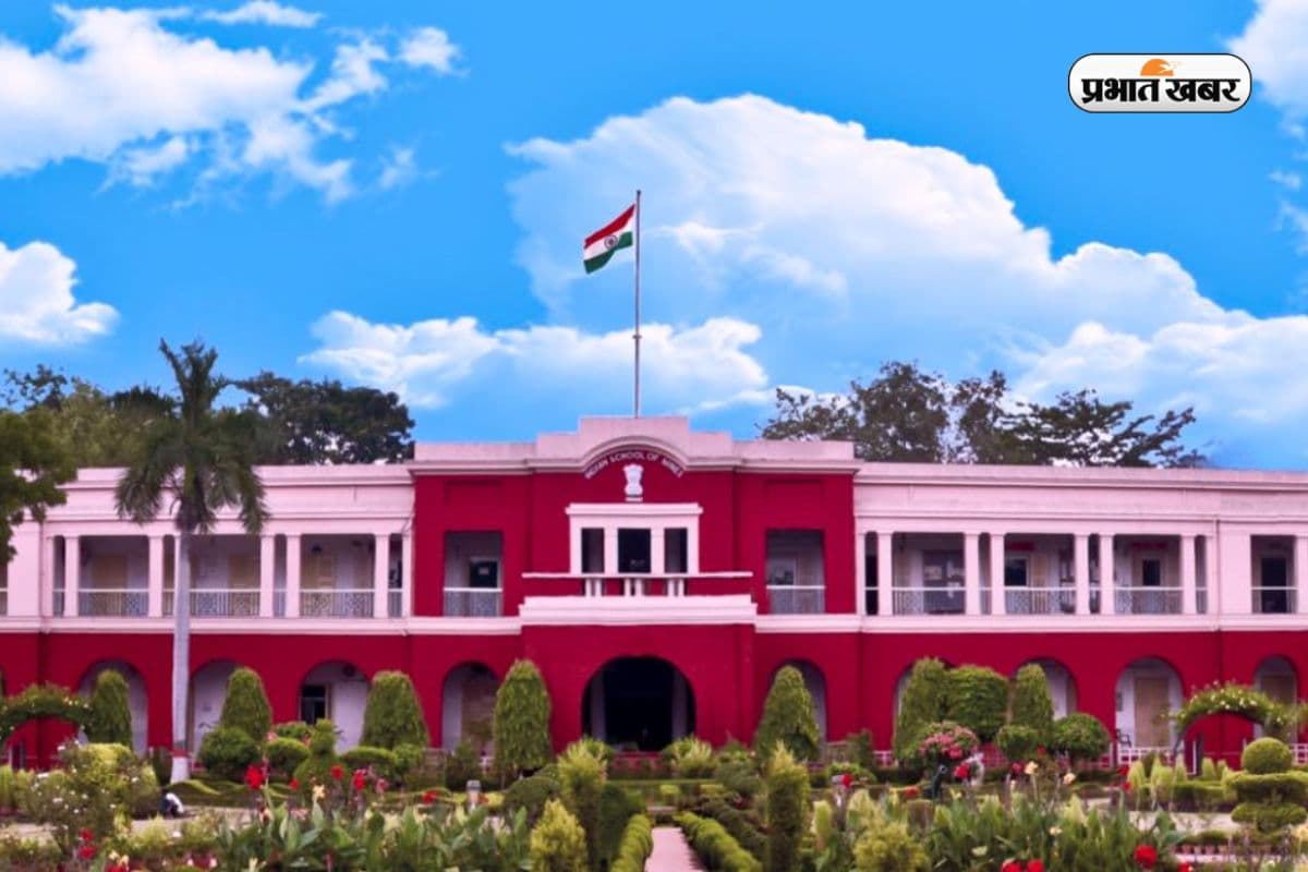 IIT ISM धनबाद से करना चाहते हैं BTech? एडमिशन से पहले जान लें जरूरी कोर्स और कटऑफ