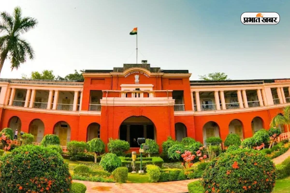 IIT धनबाद पूरे 4 साल नहीं लेगा ट्यूशन फीस, बस माननी होगी यह शर्त