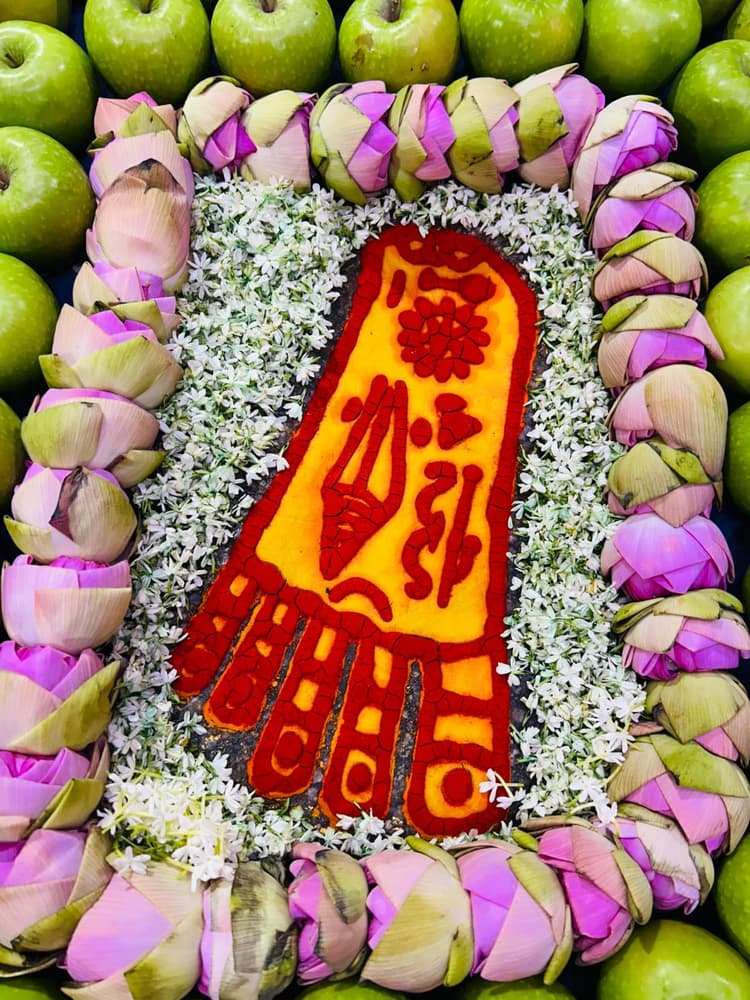 Gaya News. मंदिरों में तय समय पर होगी आरती, श्रद्धालु शामिल होकर प्राप्त करेंगे आशीर्वाद