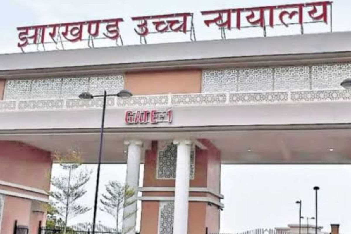 सरायकेला में 13 साल से अधूरा संजय नदी पुल मामले में भड़का झारखंड हाईकोर्ट, 18 अगस्त तक अल्टीमेटम