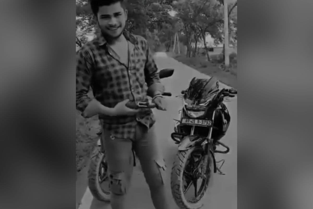 कैमूर : रील बनाने के दौरान युवक ने लहराया हथियार, वीडियो वायरल; पहचान में जुटी पुलिस