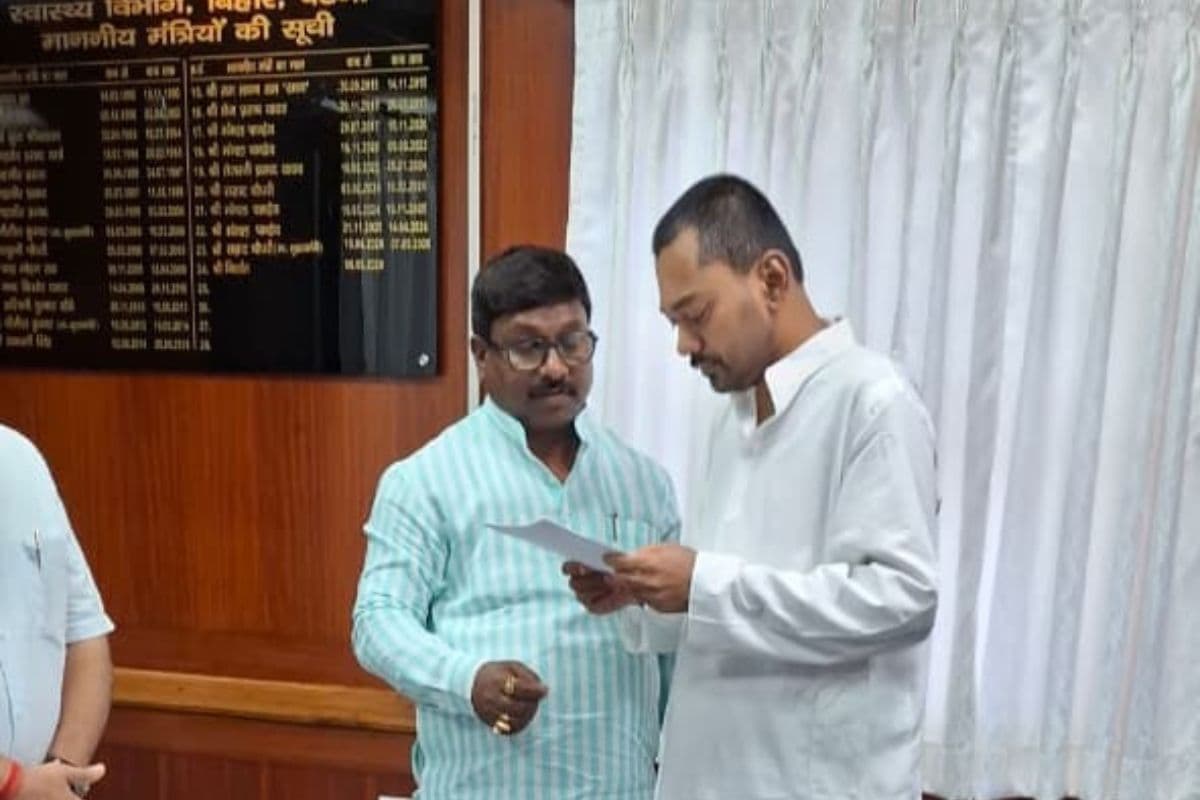 खगड़िया को मेडिकल कॉलेज कब? विधायक बबलू मंडल ने स्वास्थ्य मंत्री के सामने रखीं 5 बड़ी मांगें