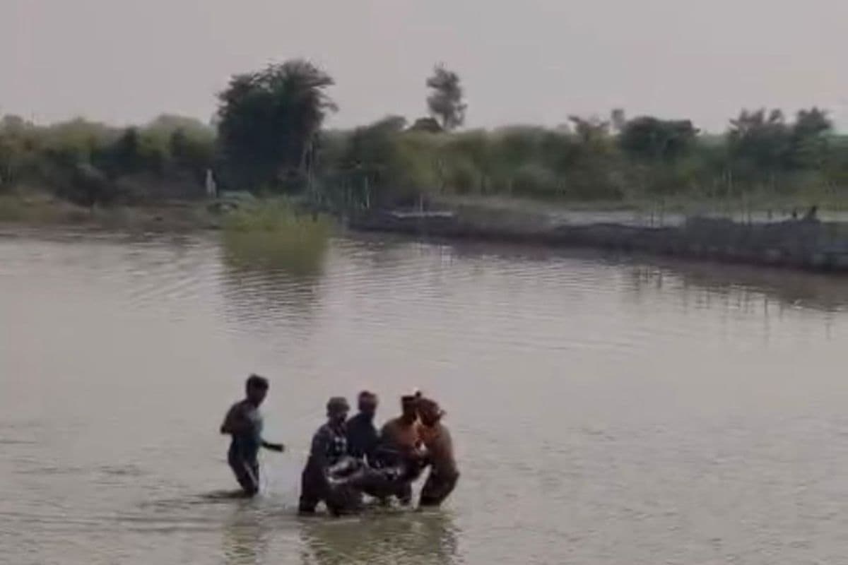 जड़गांव धार में मिला अधेड़ का शव, मजदूरी कर चलाता था परिवार, मौत से मचा कोहराम